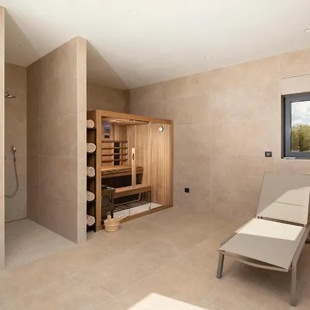 In With Sauna 度假居 *