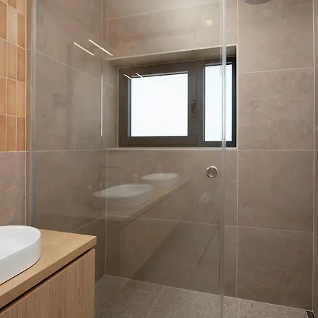 In With Sauna